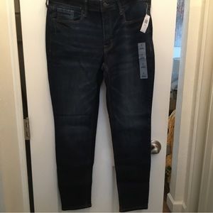 Old navy Rockstar Blue Jeans 8 short NWT